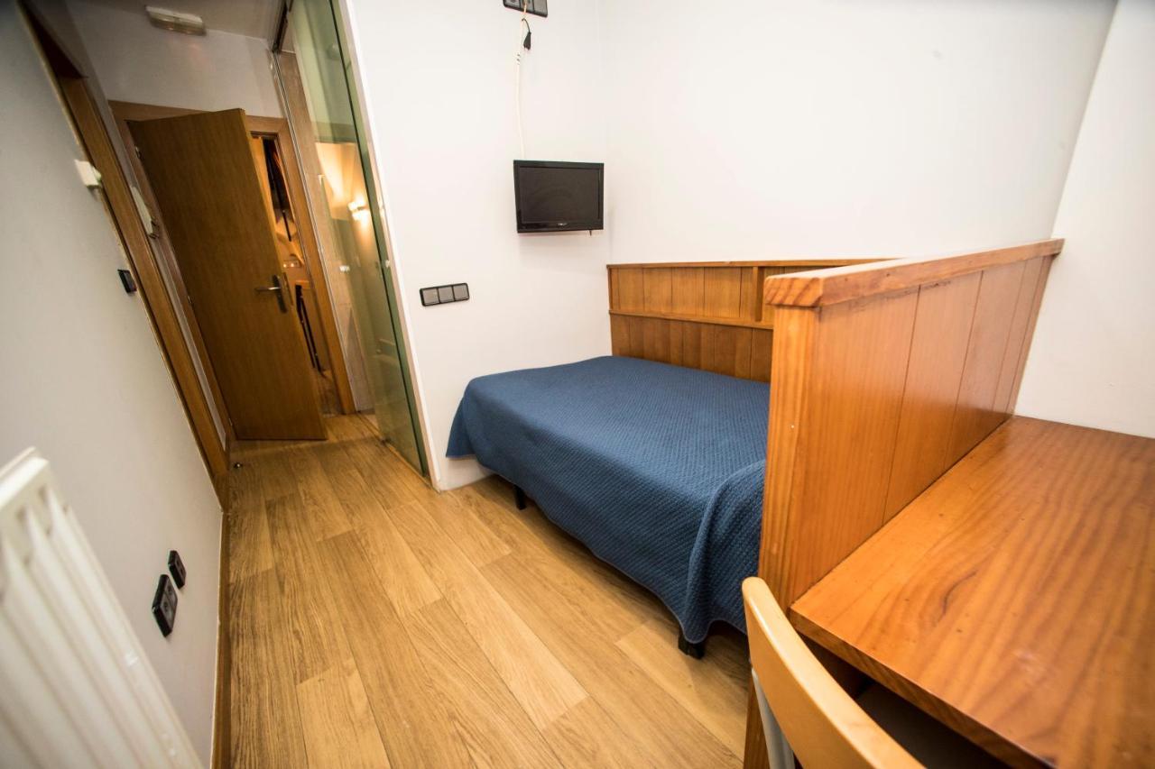 Hostal Caballeros Сория Экстерьер фото