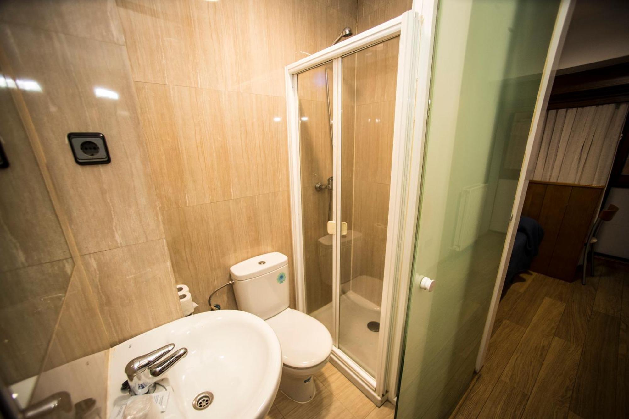 Hostal Caballeros Сория Экстерьер фото